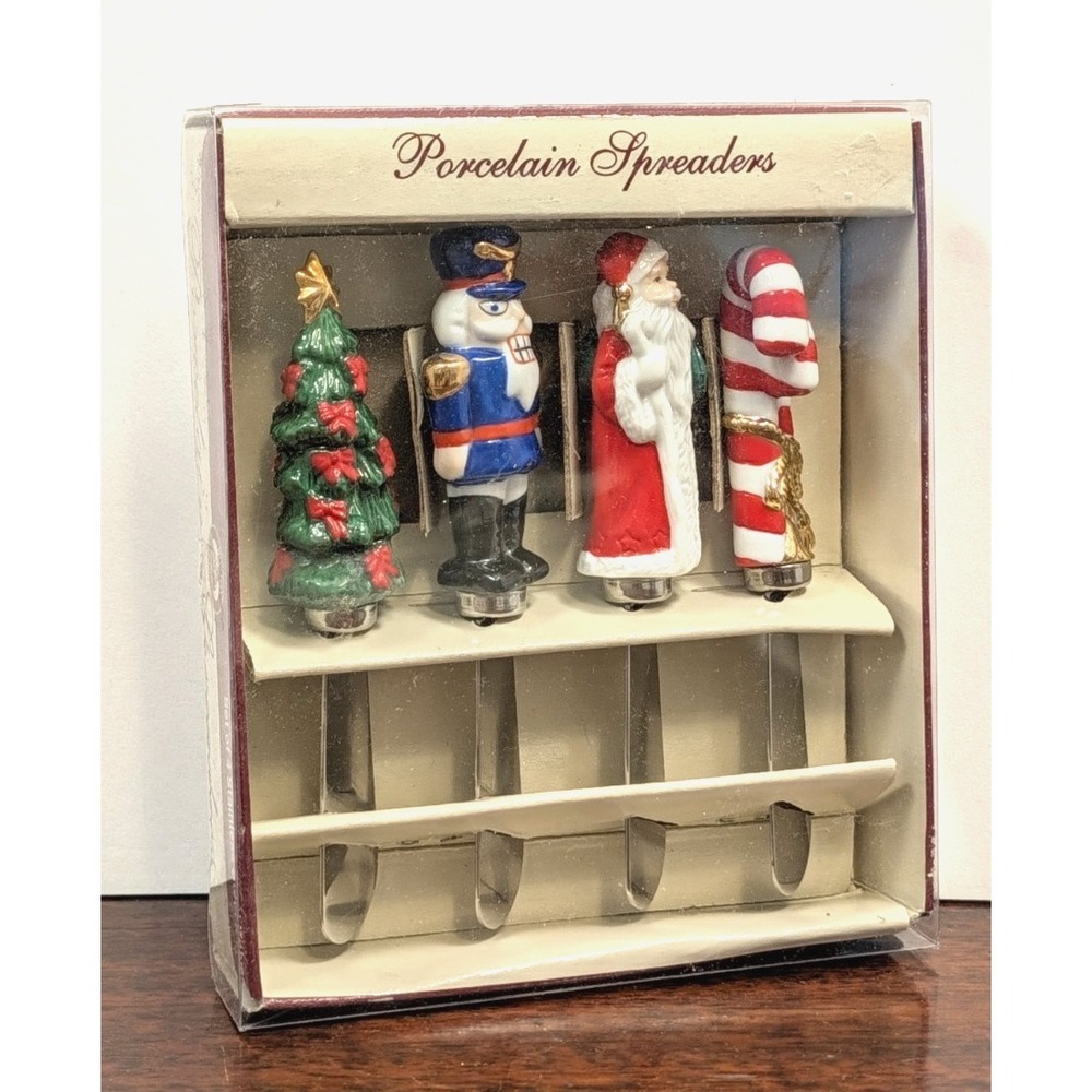 1997 Boston Warehouse Traditional Santa Porcelain Spreaders Set of 4 NIB 15-104